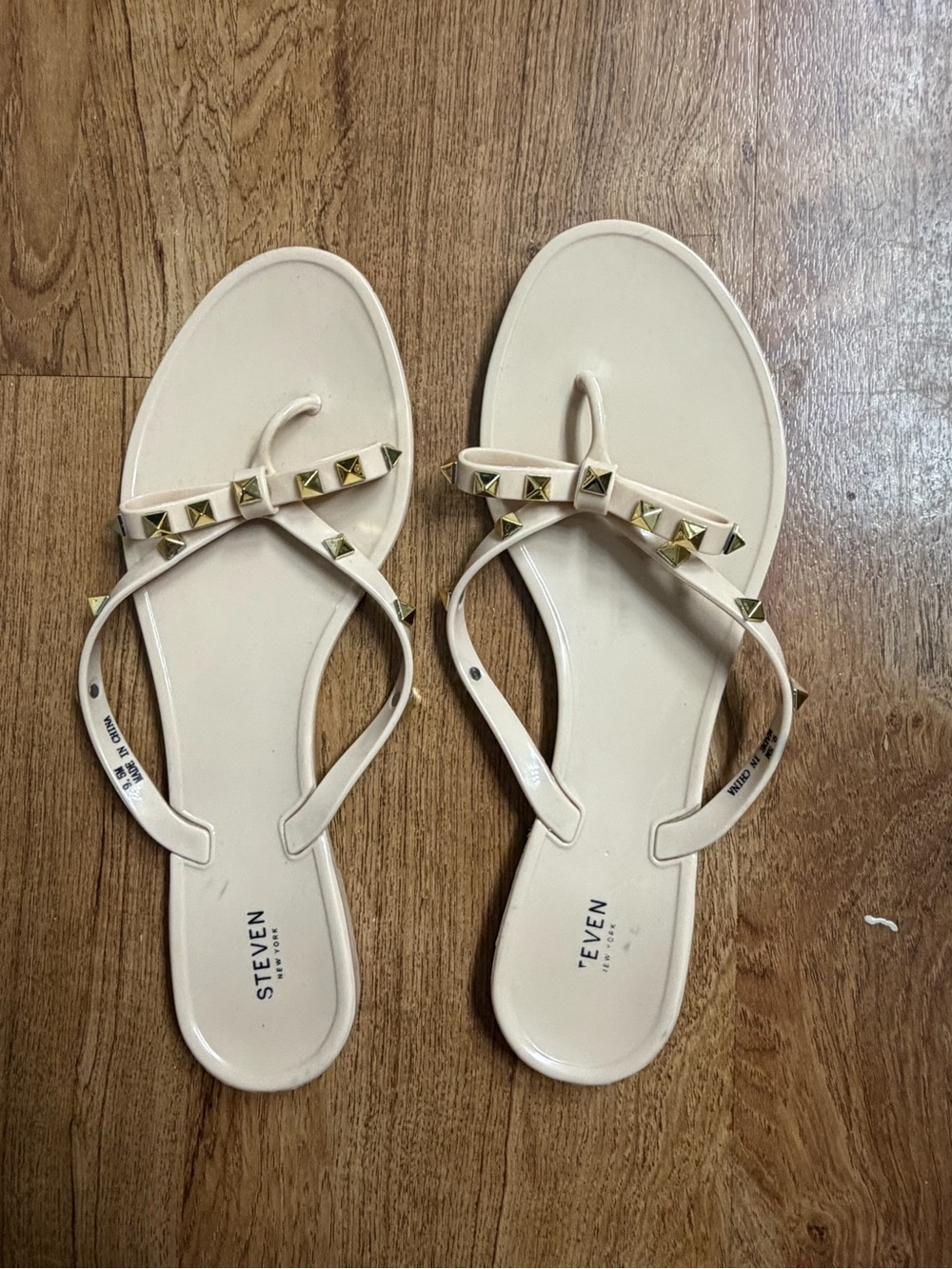 Steven New York Neutral Studded Thong Sandals, size 9.5